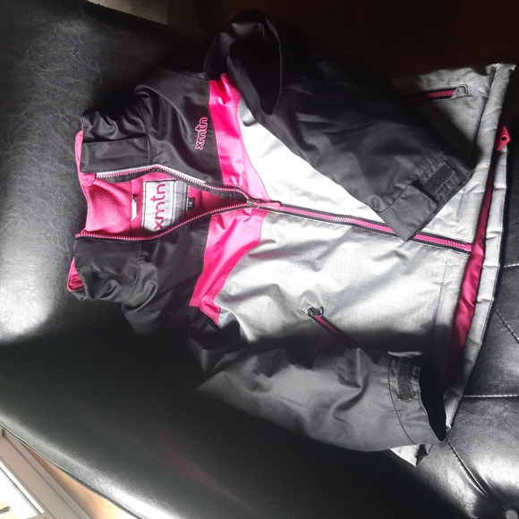 Size 14 Girls Xmtn Winter Jacket - Picture 3 of 8